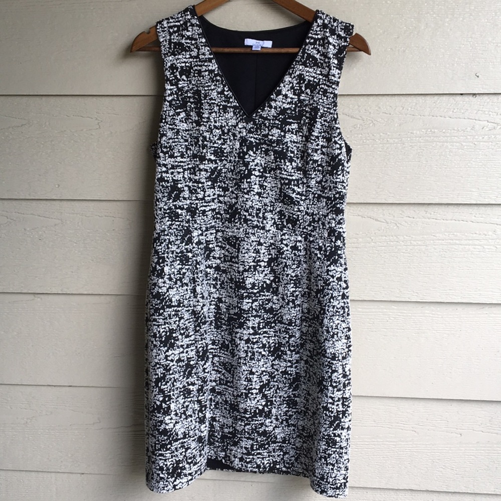H Halston V Neck Textured Sheath Dress size Large